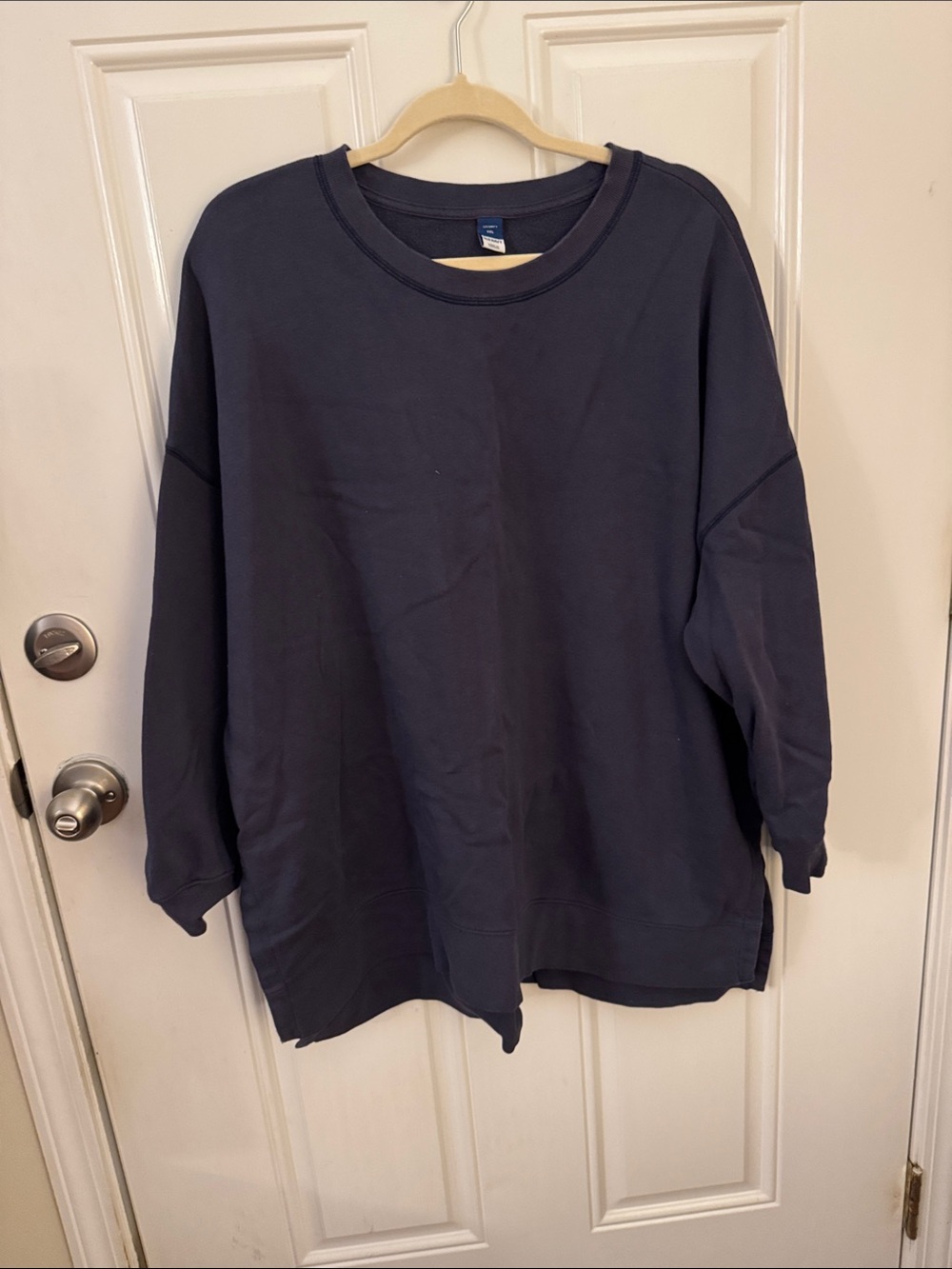 Old Navy Navy Crewneck Sweatshirt